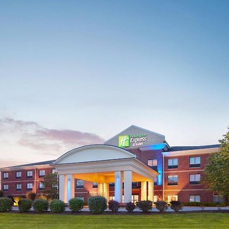 Holiday Inn Express & Suites Bridgeport By Ihg Exterior photo