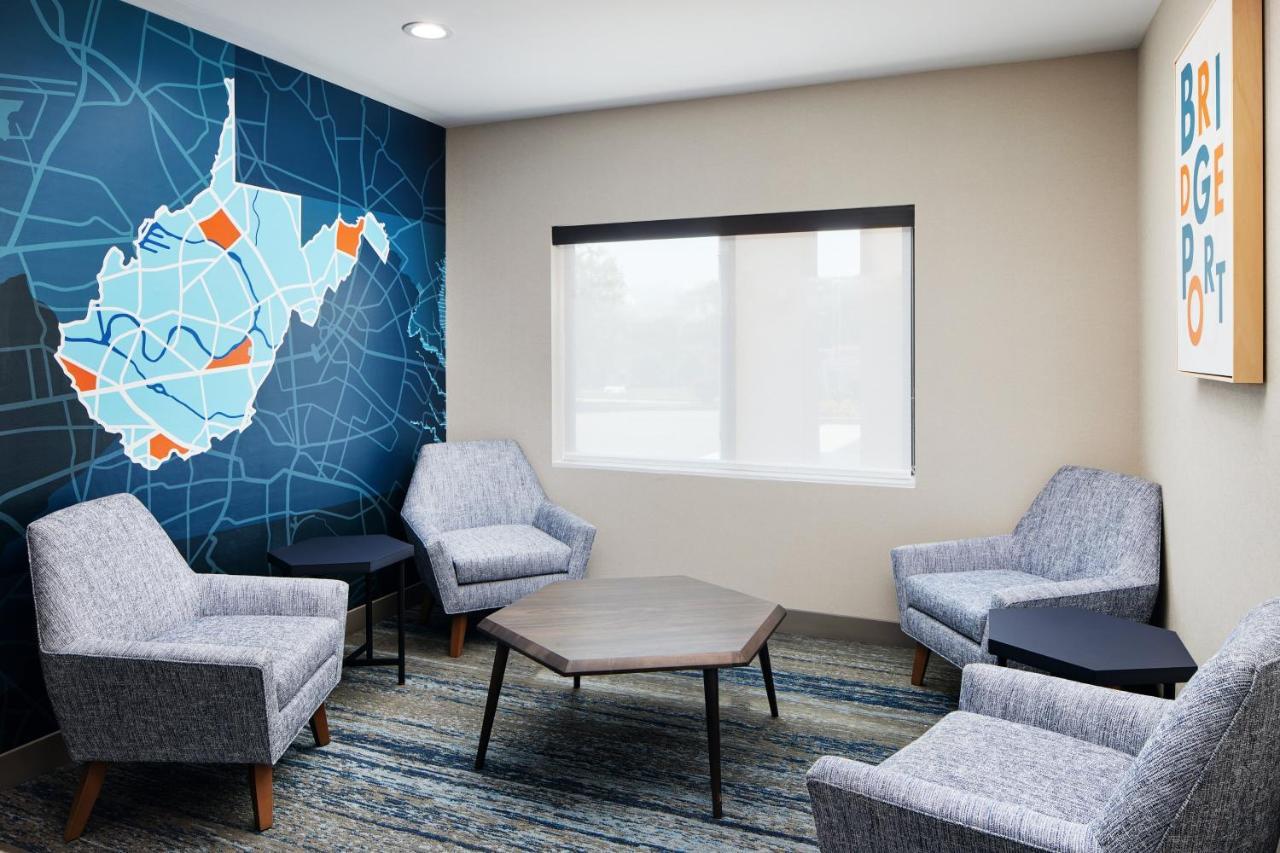 Holiday Inn Express & Suites Bridgeport By Ihg Exterior photo