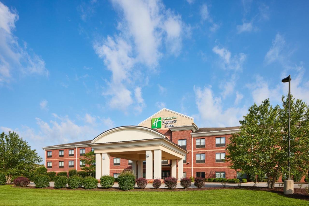 Holiday Inn Express & Suites Bridgeport By Ihg Exterior photo