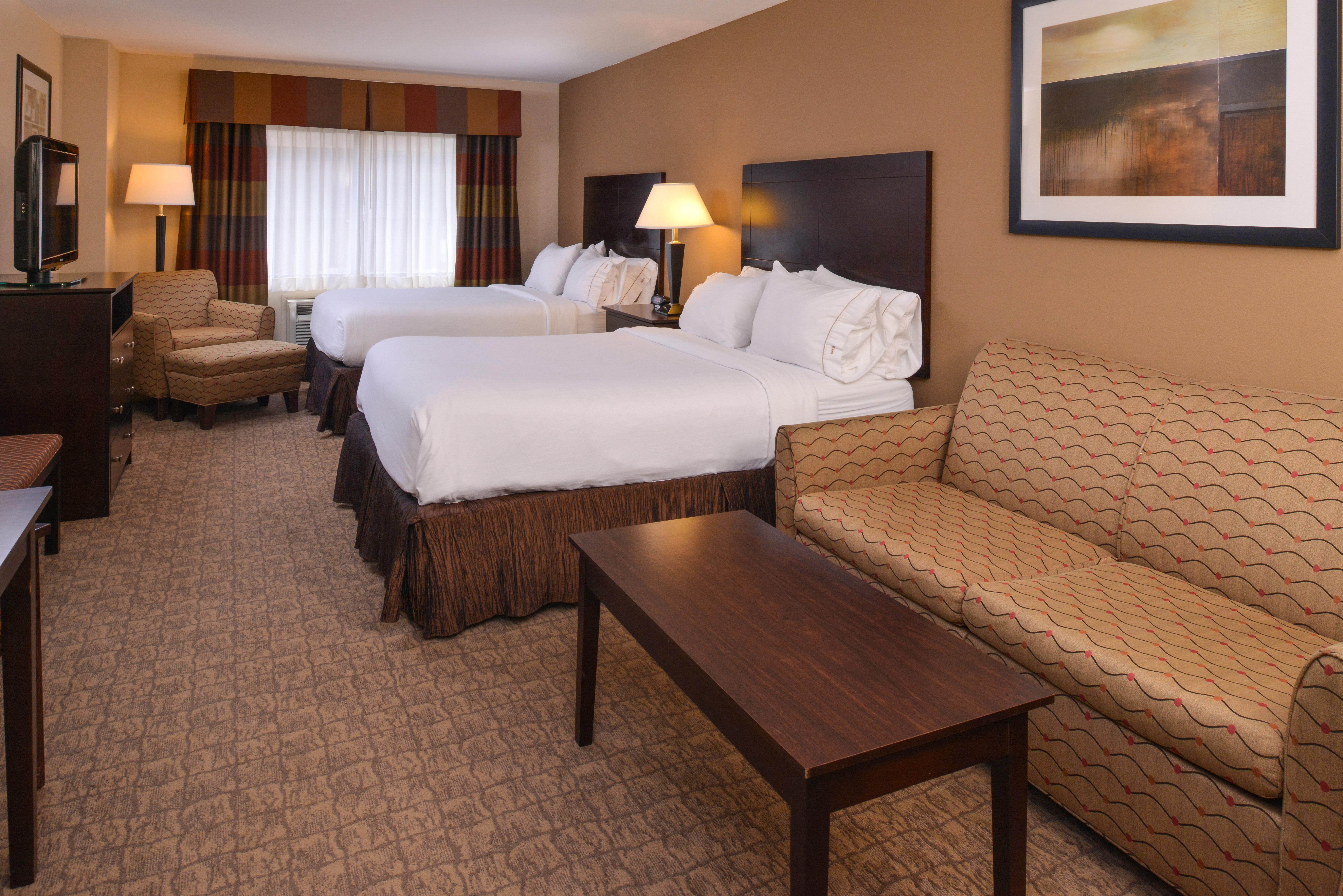 Holiday Inn Express & Suites Bridgeport By Ihg Exterior photo